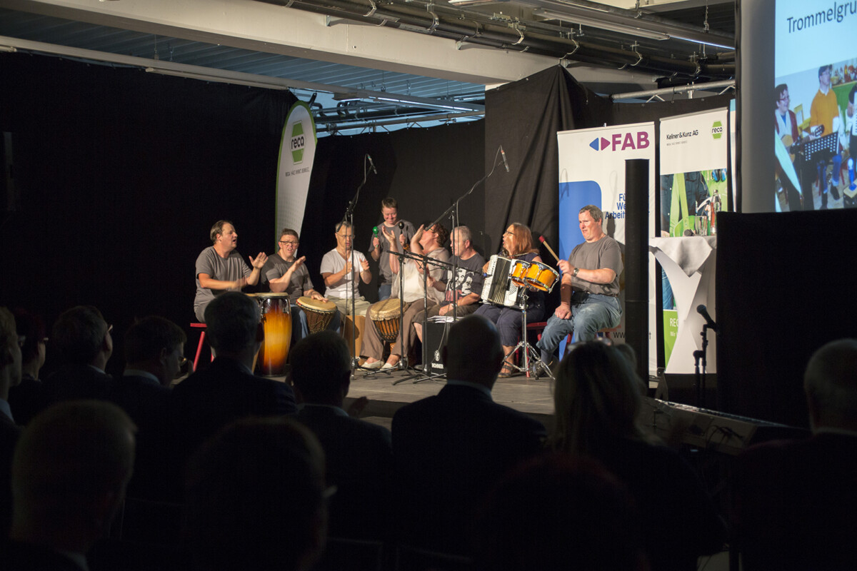 Dio s 5-godišnje proslave postojanja servisnog centra